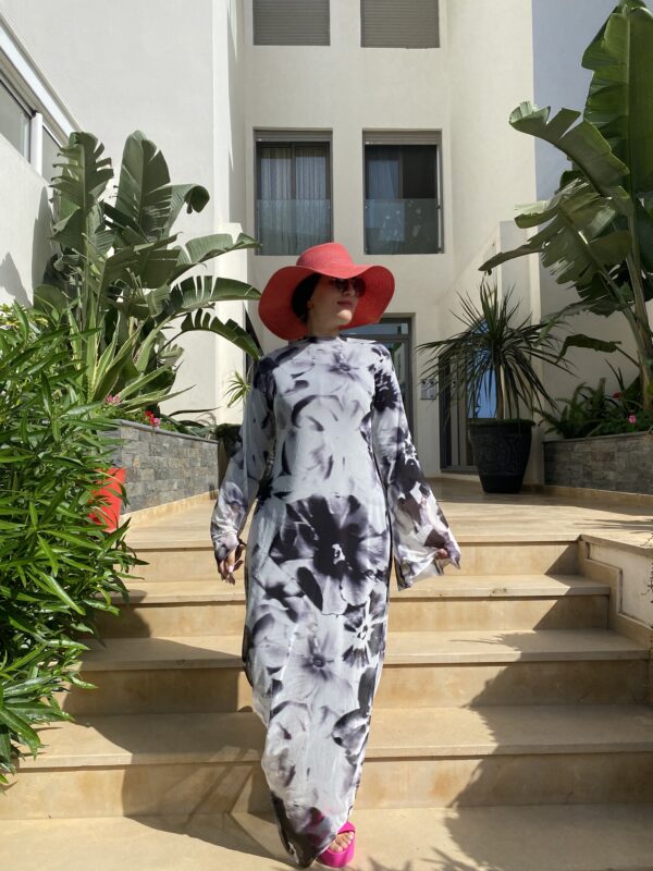 Robe longue de plage imprimés blanc et noir
