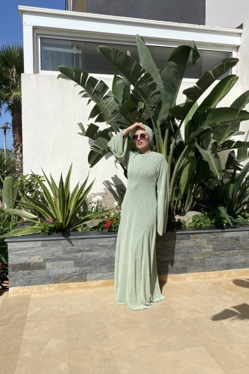Robe longue de plage verte pastel