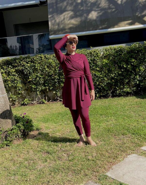 Burkini 2025 avec des manches Bordeaux - Image 2